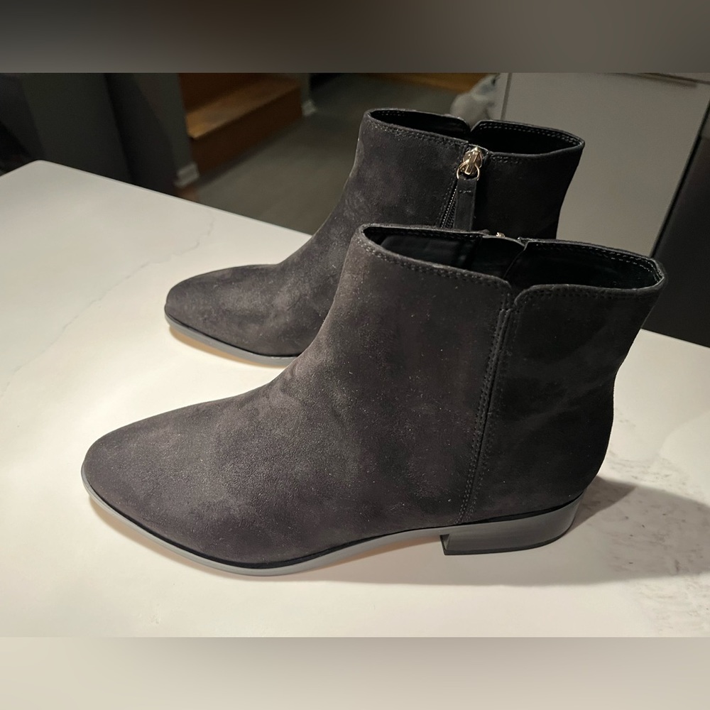 NWT j crew black suede flat ankle boots. Size 8.5.